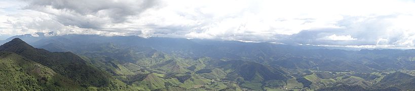Panoramic view from the Pedra Selada