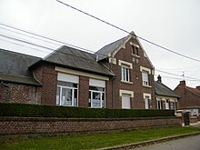 Offoy (Somme) France.JPG