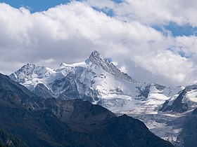 Le Zinalrothorn vu depuis Mayoux, au nord-ouest.