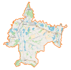 Mapa konturowa powiatu oświęcimskiego, blisko centrum na lewo u góry znajduje się punkt z opisem „Centrum Żydowskie w Oświęcimiu”
