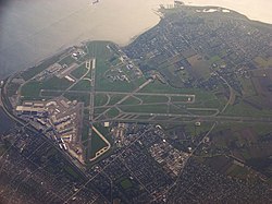 L'aeroporto visto dall'aereo