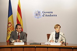 Foto 1 (roda de premsa consellera Mar Serna - cap de Govern Jaume Bartumeu).jpg