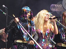 Kesha en un festival de música en 2013