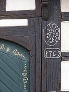 Inscription hébraïque d'une ancienne ferme (1769), 75 rue du Général-de-Gaulle.