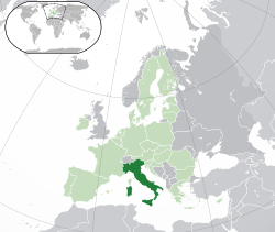 Location o  Italy  (dark green) – on the European continent  (light green & dark grey) – in the European Union  (light green)  —  [Legend]