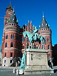 Staty i brons av Magnus Stenbock på Stortorget i Helsingborg, 1901.