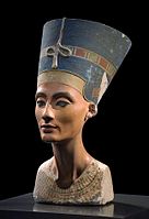 Nefertiti byste i Neues Museum, Berlin