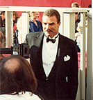 Tom Selleck on the red carpet at the 60th Annual Academy Awards, 4/11/88