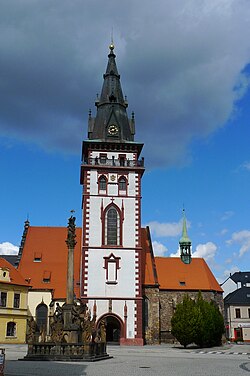 Chomutovský děkanský kostel Nanebevzetí Panny Marie s městskou věží
