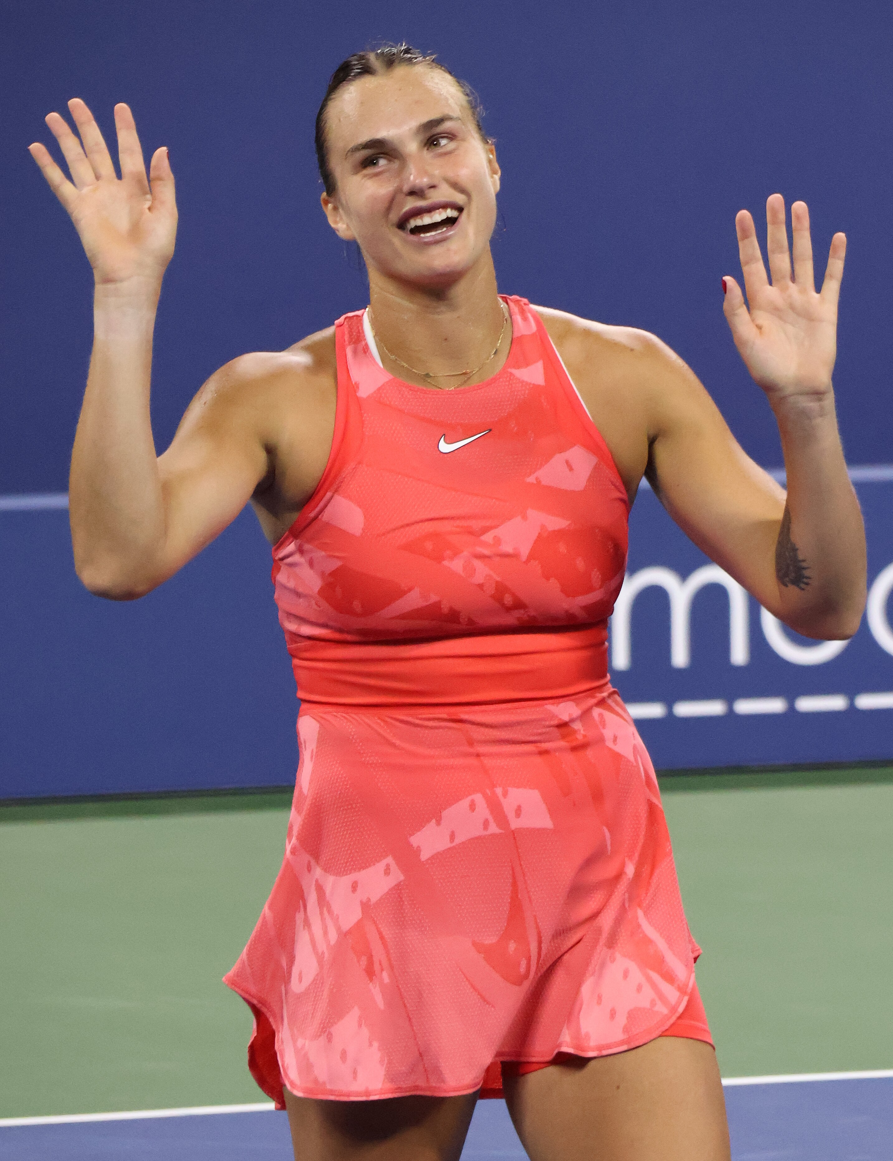 Aryna_Sabalenka_(2023_US_Open)_23_(cropped2)