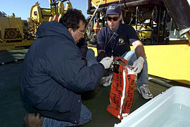 Defense.gov News Photo 000203-N-5961C-005.jpg