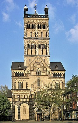 Sankt Quirinus-kyrkan i Neuss.