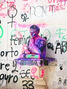 Busto de Manuel M. Ponce con pintas feministas después del 8M 09.jpg