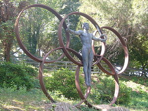 Escultura de Joaquim Blume, gimnasta català