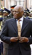 José Eduardo dos Santos 3.jpg