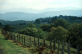 Navarrenx-06-Pyrenaeen-Landschaft-2001-gje.jpg