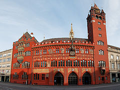 L'hôtel de ville de Bâle.