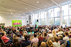 Cem Özdemir, der Bundesvorsitzende Bündnis 90/Die Grünen, in Mannheim bei Gespräch zum Publikum (12. September 2017).