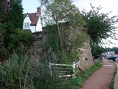 Remains of former Gunthorpe Toll Bridge - geograph.org.uk - 956029.jpg