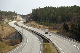 Vaade Salo Tapiolantie sillalt Helsingi suunas