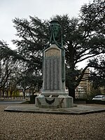 Monument aux morts[10]