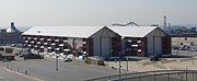 ノマディック美術館。海上コンテナ156個を積み上げて建設された仮設美術館。
