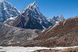 Cholatse Peak, Nepal, Himalayas.jpg