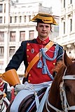 Guardia civile a cavallo in uniforme da cerimonia