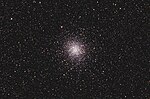 Stjärnhopen Messier 22 med amatörteleskop.