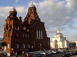 Vladimiran da Suzdalin muzejan ozutelendzal («Rusked jumalanpert'», ende vanhuskolaižiden ph. Stroican jumalanpert', 1913−1916) i Triumfaline Kuldaine verai, vn 2005 nägu