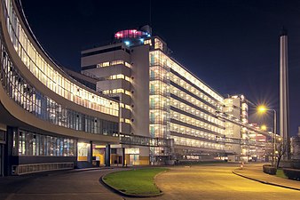 ロッテルダム　ファン・ネレ工場 (1927-1931）/ レーンデルト・ファン・デル・フルフトとマルト・スタム設計