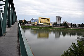 View of Gradiška from Sava Bridge.jpg