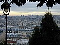 Pompidou nhìn từ đồi Montmartre