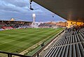 Photographie montrant une partie de la tribune Sud et la tribune Nord du Stade des Costières et l'intégralité du Pesage Est.