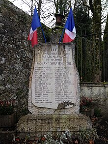 Monument du martyr à Dortan.