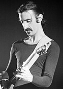 Frank Zappa, instrumentist și compozitor american