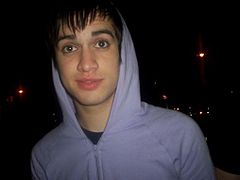 Brendon Urie 2006-07-01.jpg