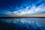 Thumbnail for File:Noctilucent-clouds-msu-6817.jpg