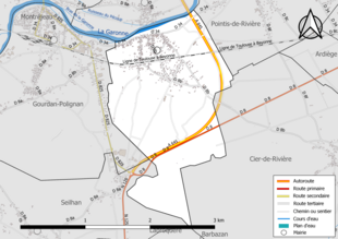 Carte en couleur présentant le réseau hydrographique de la commune