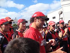 Chris Cairns signing autographs.jpg