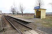 25. KW Der Haltepunkt Rochlov an der Bahnstrecke Nýřany–Heřmanova Huť im tschechischen Westböhmen.