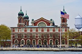 Museo Nacional de Inmigración de Ellis Island.jpg