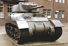 Ramtank in het Cavaleriemuseum te Amersfoort. Het is een RAM Observation Post en werd gebruikt door een artilleriewaarnemer. Het dummy-kanon was om de vijand te misleiden.