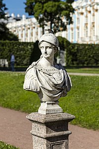 Buste de Bellone dans le parc du palais Catherine, Pouchkine, Russie.