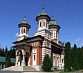 La grande église du monastère