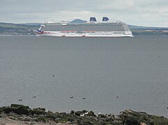 'MV Britannia' anchored off Leith - geograph.org.uk - 4560482.jpg