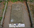 Karl Marx first grave in London