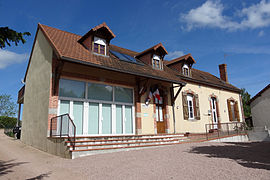 The town hall in Saint-Voir