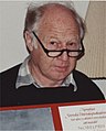 Michael Smith in 1994 geboren op 26 april 1932