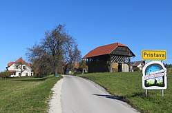 Pristava nad Stično, ulaz u naselje